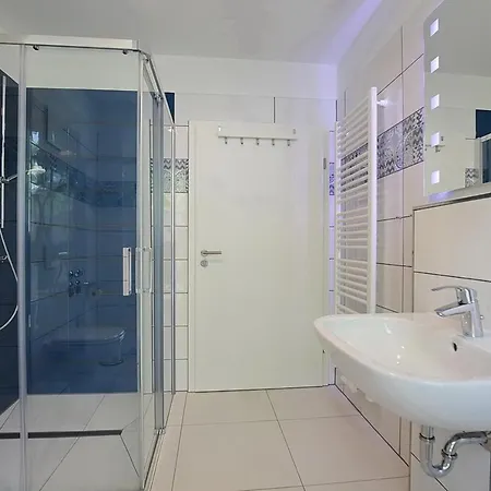 Апартаменты Strandvilla Scholle - Lachs 01 *